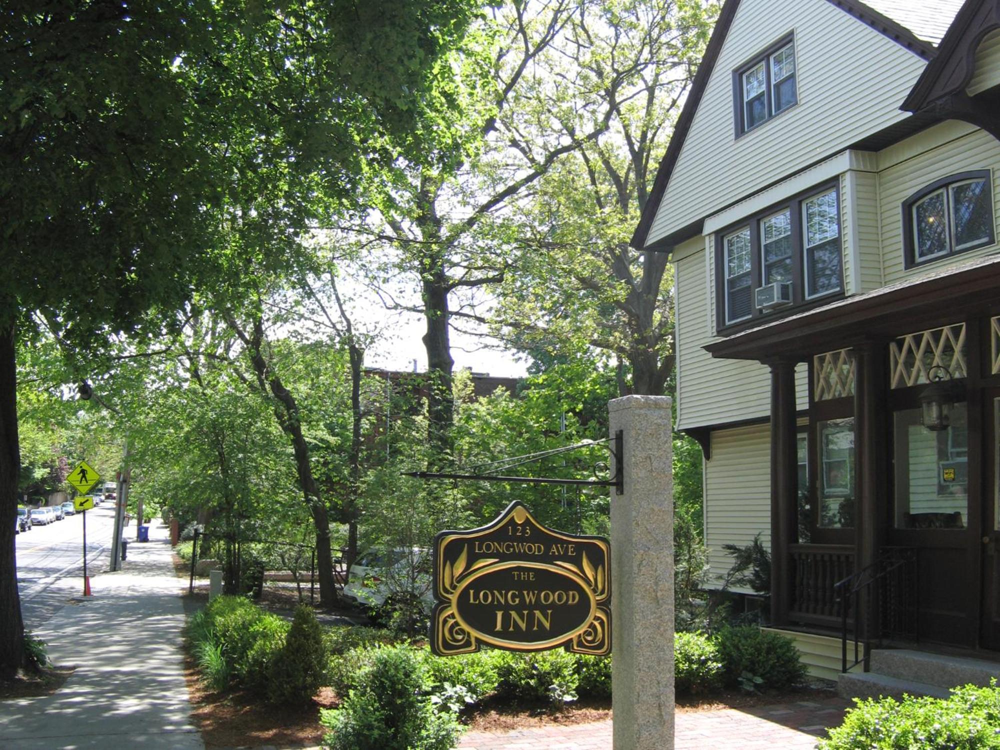 Longwood Inn Brookline Exterior foto